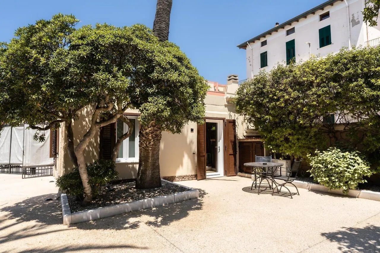 Villa Mosca Charming House Alghero Bed & Breakfast
